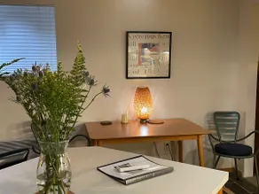 Quiet and serene West Seattle Apartment - Image 5