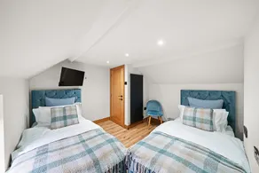 4BR luxury Cottage, Hot Tubs, Hoar Cross, Staffordshire - Image 5