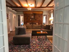 Justice's Birthplace: King Bed, Hearths, Gardens - Image 2