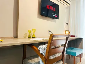 Unique apartment|Wi-Fi 512Mbps, Smart TV•pool and garage - Image 4
