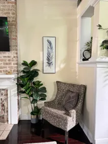 Historic Spacious 3BR Home w/Heated POOL - Image 2