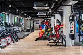 BrightTopLvl w/Pool&Gym QueenRM @TogetherColiving - Image 5