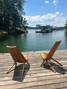 Charming Lakehouse /w boat dock and heated pool - Image 5