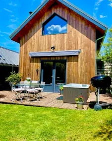 Chalet Hope - with private SPA & garden. - Image 2