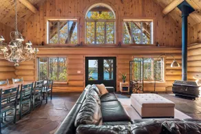 Le Montagnard • Waterfront • Parc de la Mauricie - Image 2