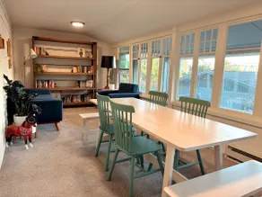 Cheerful 2 Bdrm in a Sweet Neighborhood - Image 3