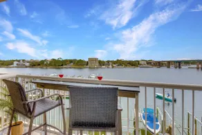 Bayfront Okaloosa Island Condo w/ Beach Boardwalk! - Image 2