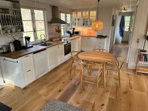 Amazing cottage just by the beach - Image 4