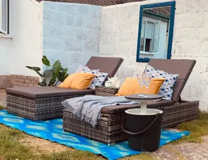 Beachcomber Seafront Pet Friendly Cottage - Image 2
