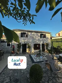 Stonehouse Ana with Jacuzzi Rovinj-Krmed - Image 2