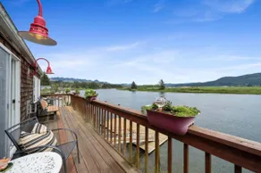 *Riverfront*Pvt Dock*Game Room*6 mins to Beach* - Image 2
