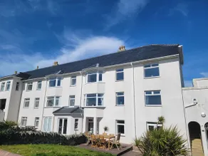 Cwtch y Môr - Spacious 3 bed, sea & mountain views - Image 2
