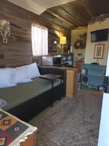 Bunkhouse - Image 3