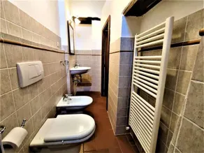 Large deluxe apartment for 2 people - Image 3