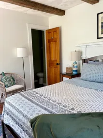 Inn Room at Lewis Cottages - Image 3