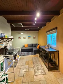 Entire Suite: Private and Cozy Clark House Casita - Image 3