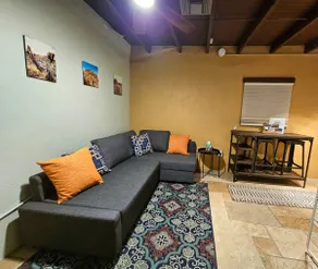 Entire Suite: Private and Cozy Clark House Casita - Image 2