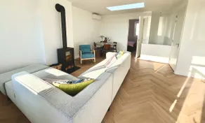 Stunning Rooftop apt: Free Bikes & Beach Nearby - Image 4