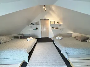 Lovely & Comfy Loft - Image 3