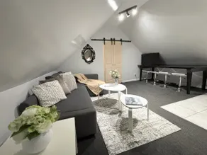 Lovely & Comfy Loft - Image 2