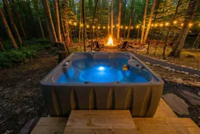 Hot tub | Pool | King Bed | Lakes | Pickleball - Image 2