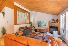The Maple Getaway - Image 1