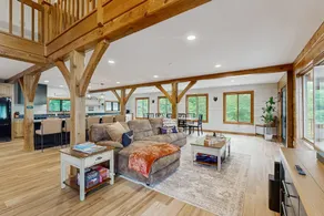 4BR renovated home w/ mtn views, deck - Image 2