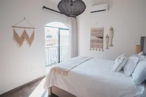 Beautiful apartment with pool/safe parking - Image 4