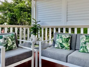 2BR TownCottage in the Heart of Springfield Lakes - Image 4