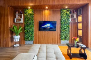 Cristina offers an apartment with a city view - Image 2