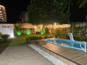 Casa Jardim. Just a stone's throw from the beach and markets. - Image 2
