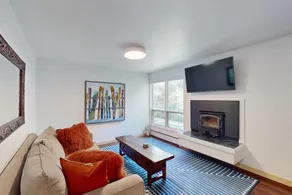 2BR Newly Renovated condo with mountain living - Image 3