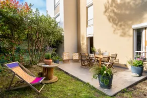 Large F1 with terrace & garden - Image 4
