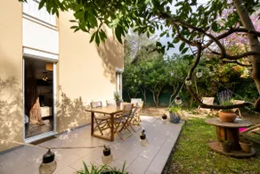 Large F1 with terrace & garden - Image 3