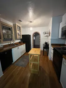 Super Clean Charming Home, No Smoking or Pets - Image 4