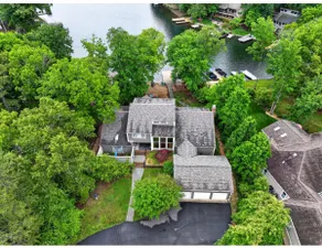 Lakeview Hideaway. Large lakefront home. - Image 5