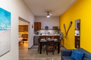 Tamarindo 4- 2 queen beds one block from the esplanade - Image 3