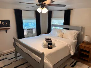 2 Bedroom Flat With Short Walk to Downtown - Image 4