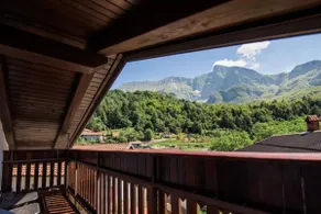 Apartma Luna with mountain view - Image 2