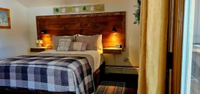 Secluded Adirondack Chalet/7 mins to Gore Mountain/ Fire pit/Fast Wi-Fi. - Image 4