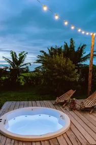 Container House Retreat with Hot Tub - Image 3