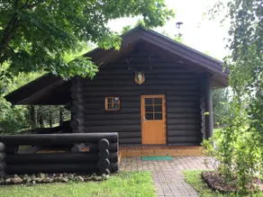 Cosy cottage with hot tub, saunas and BBQ area - Image 5