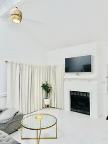 Luxury Touches + Pool + Quartz + Gold Details - Image 5