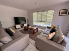 ☀️Sandstone Point! Sleeps 10, Bribie stays - Image 3