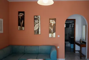 Toula's apartment - Image 5