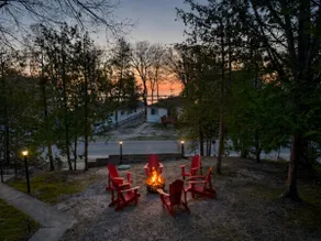 Woodland Beach Sunset Haven - Image 4