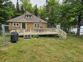 Peaceful lakefront cabin with sauna, fenced yard - Image 5