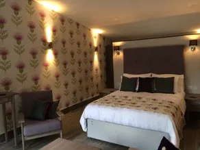 Studio Lodge at Loch Lomond: Fir - Image 3