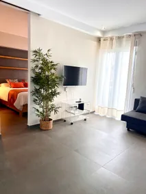 Charming village house/30 mint from Valencia - Image 4