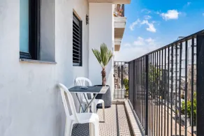 Chic Urban 4th Flr 1BR Apartment w/ Washer&Balcony - Image 5
